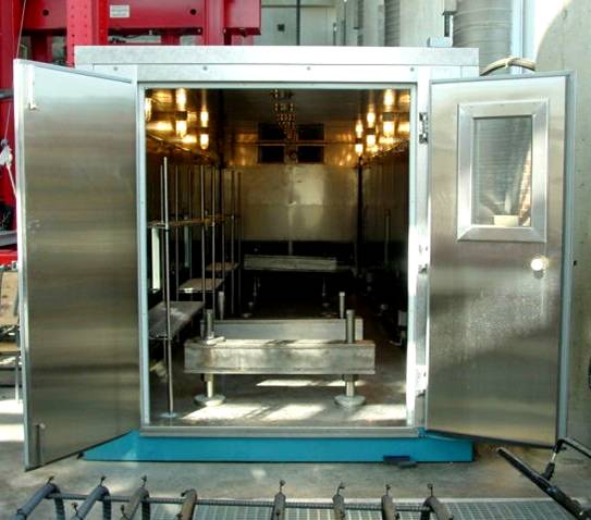 Walk-in Thermotron environmental chamber